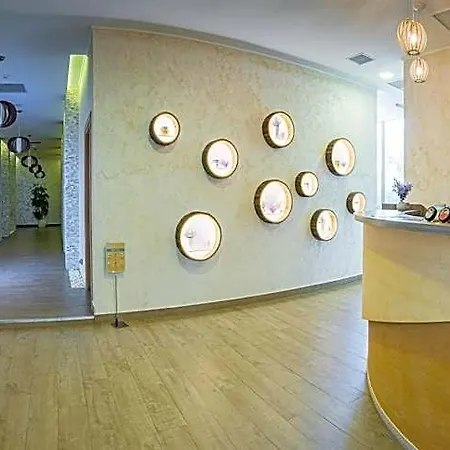 Mera Hotel Constanta