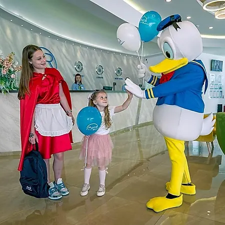 Hotel Mera Constanta